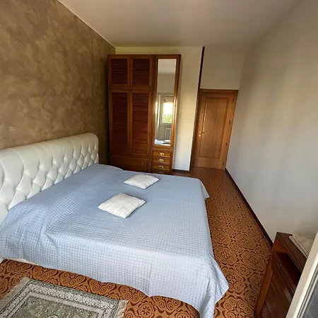 アパート Elegant *