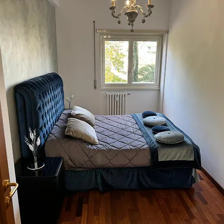 アパート Elegant *